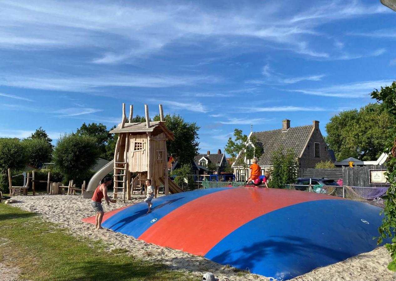 Recreatiepark Wiringherlant Hippolytushoef المظهر الخارجي الصورة